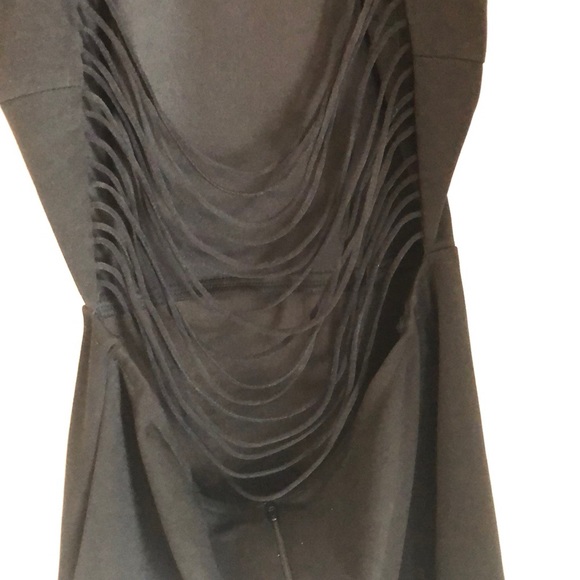 Black slit back dress - Picture 3 of 5